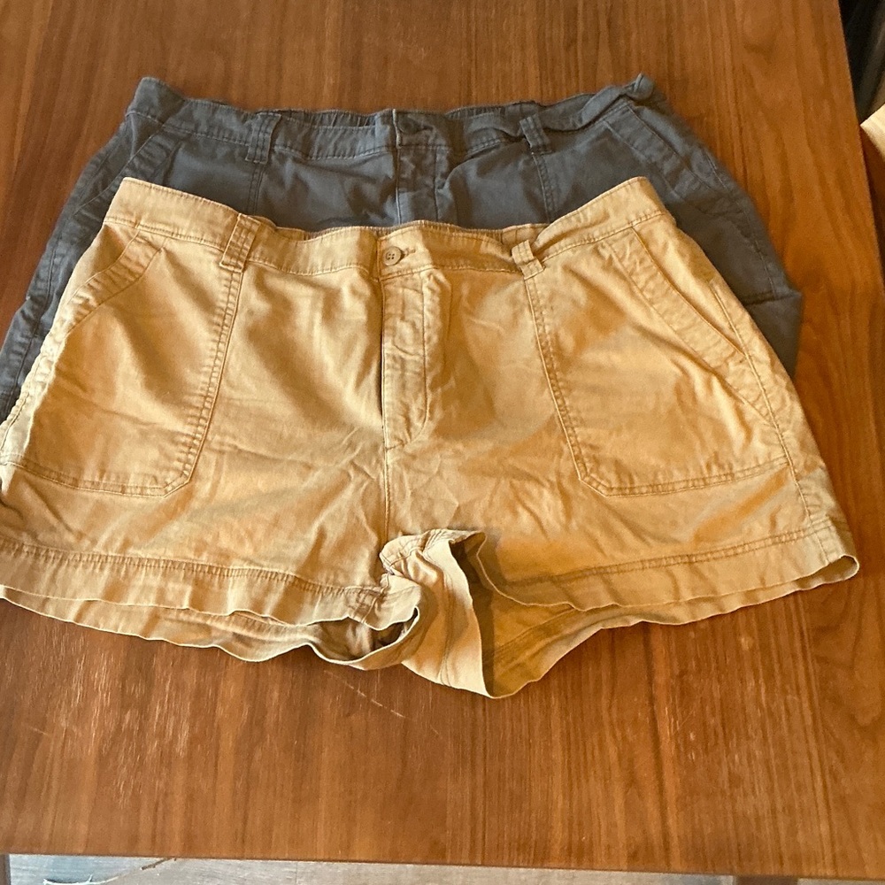 Women’s Casual Khaki and Gray Utility Shorts BUNDLE XXL